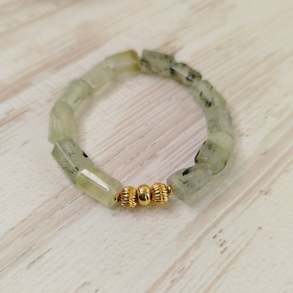 Pulsera Prehnita Hesya | Claridad mental · Sanación emocional ·  Conexión espiritual
