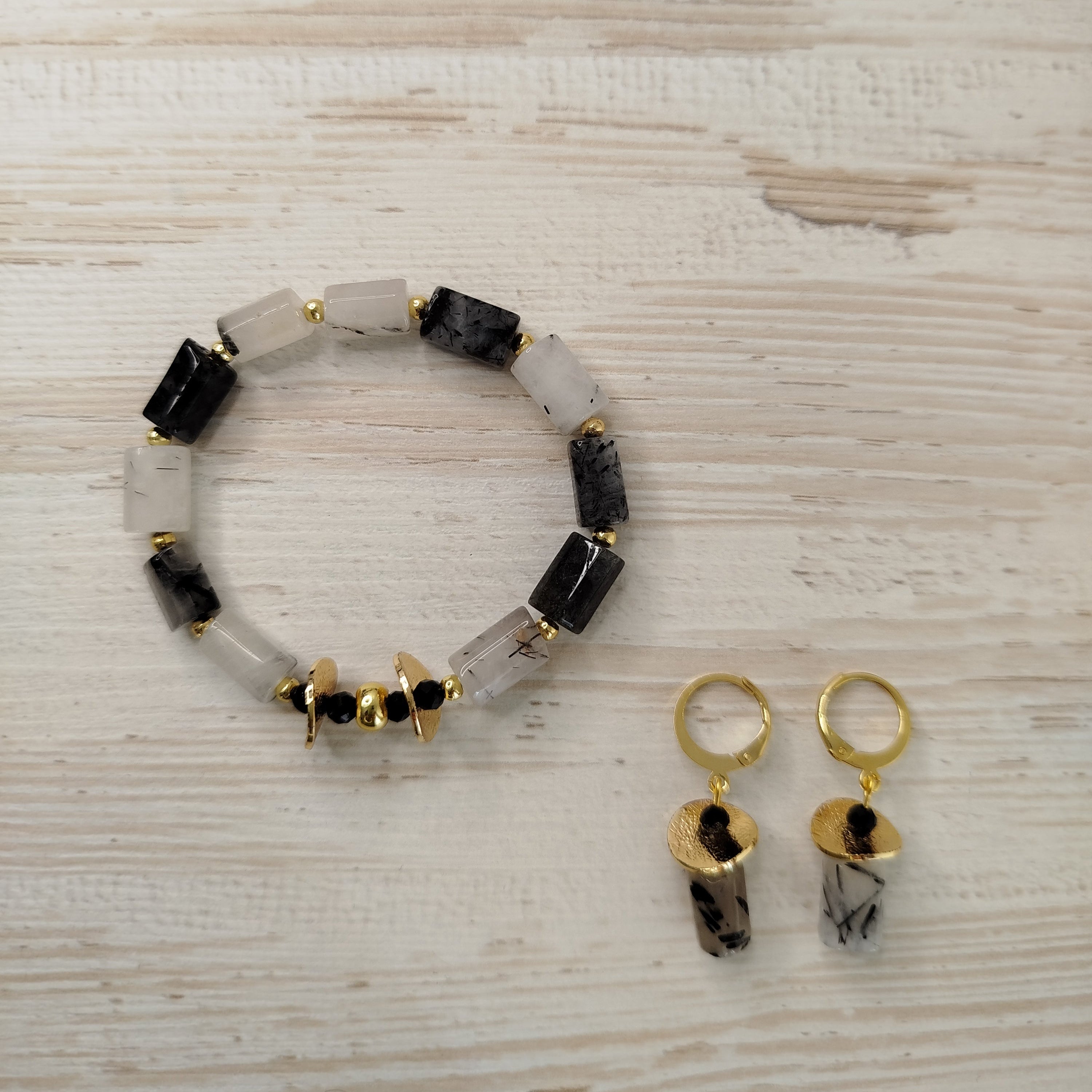 Pendientes Varkaline - Cuarzo turmalinado para claridad, protección y sanación