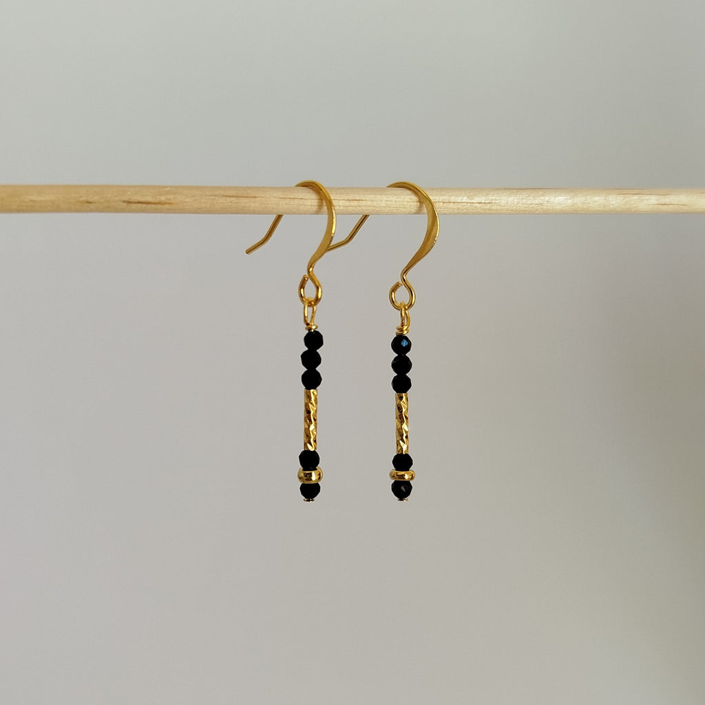 Pendientes Espinela Radda | Protección · Motivación · Confianza