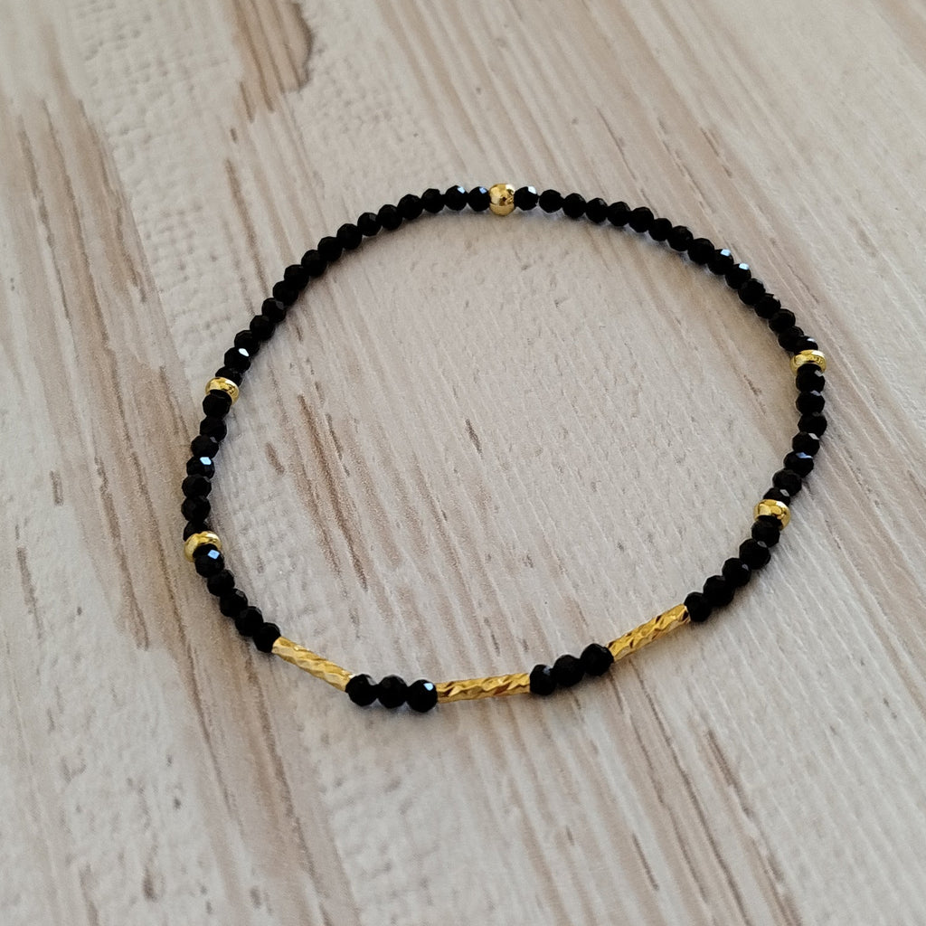 Pulsera Espinela Radda | Protección · Motivación · Confianza