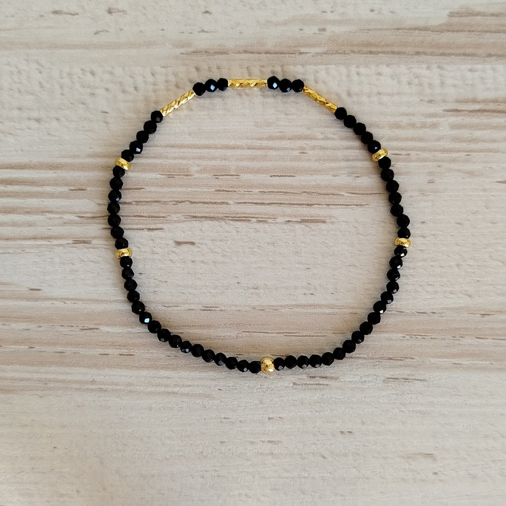 Pulsera Espinela Radda | Protección · Motivación · Confianza