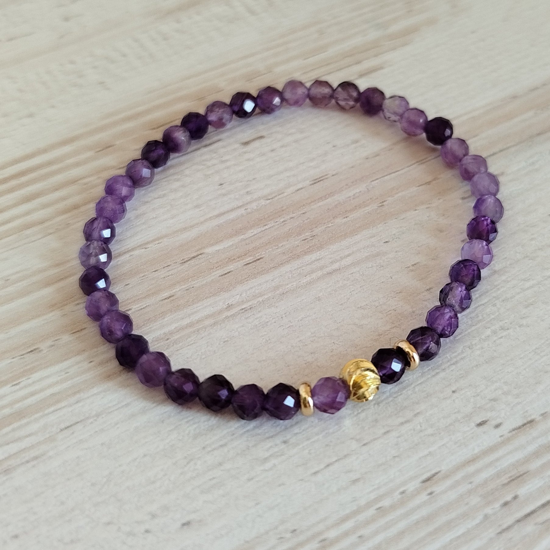 Pulsera amatista Essa | Calma y equilibrio interior