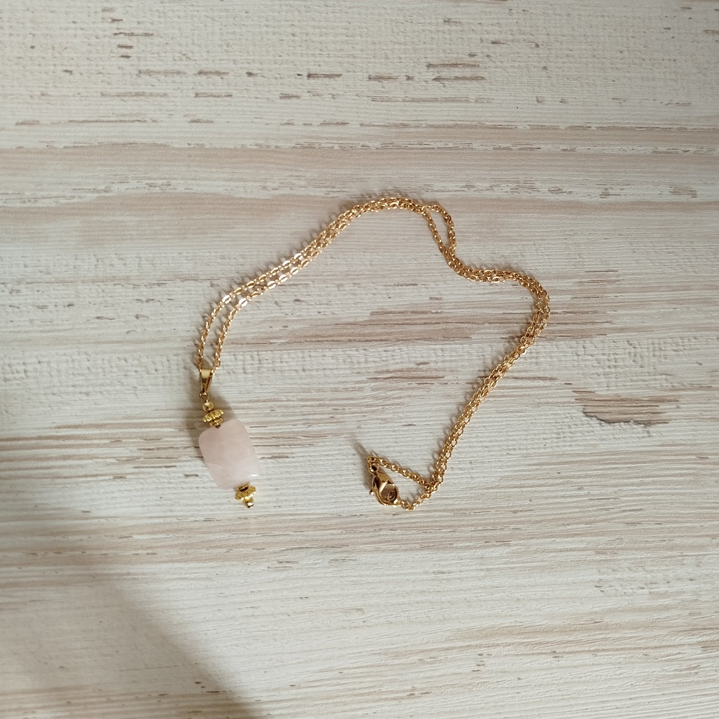 Collar Cuarzo Rosa Lenya | Calma · Sanación emocional