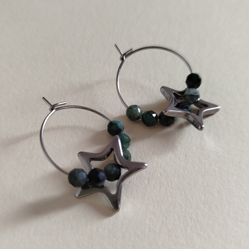 Pendientes Asteria · Esmeralda para sabiduría, autoexpresión y abundancia